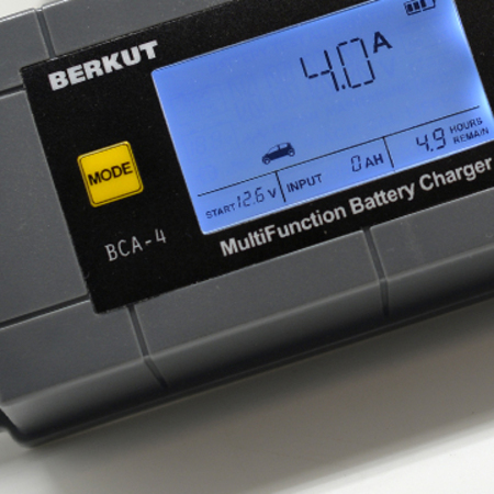 Автоматическое зарядное устройство с диагностикой АКБ BERKUT BCA-4