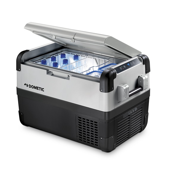 Компрессорный автохолодильник Dometic CoolFreeze CFX 50W (+ Пять аккумуляторов холода в подарок!)