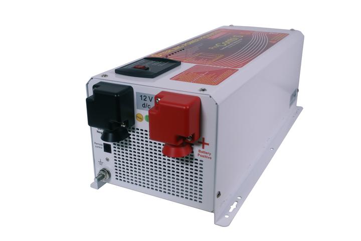 Преобразователь напряжения с зарядным устройством Sterling Power ProCombi Q1600 PCQ121600(12В > 220В, 1600Вт)