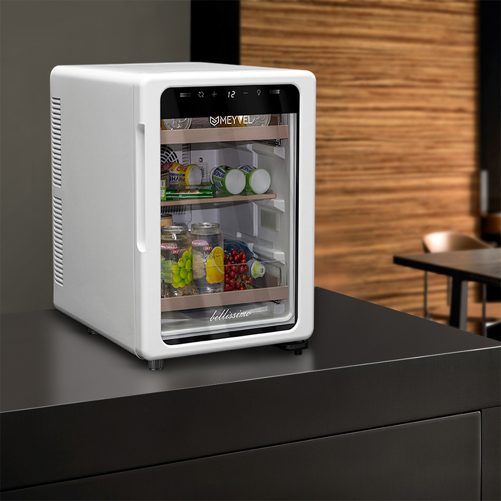 Холодильник для косметики и напитков MD35-White