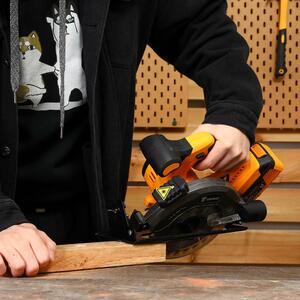 Циркулярная пила аккумуляторная DEKO DKCS20V, 20В, 165мм, 1x4.0Ач, фото 8