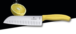 Нож Victorinox сантоку, лезвие 17 см рифленое, желтый, в картонном блистере, фото 6