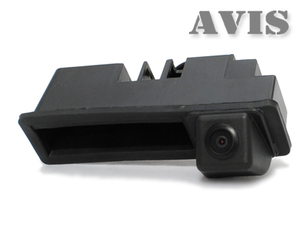 CCD штатная камера заднего вида AVEL AVS321CPR для AUDI A6 (2011-...) / AUDI A8 (2010-..) / Q7, интегрированная с ручкой багажника (#004), фото 1