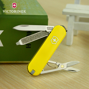Нож Victorinox Classic Yellow (7 функций), фото 2
