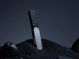 Аппаратный кошелек для криптовалют Ledger Nano X, черный, фото 7