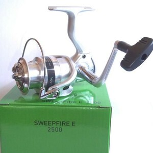 Катушка безынерционная DAIWA Sweepfire - E 2500A, фото 3