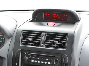 Рамка Incar для UMS PEUGEOT Expert II Рестайлинг 2012-2016, 9" (накладка на торпедо), фото 7