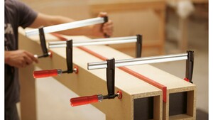 Струбцина BESSEY чугунная 600/175, 5.5 кН, деревянная ручка TPN60S17BE, фото 3