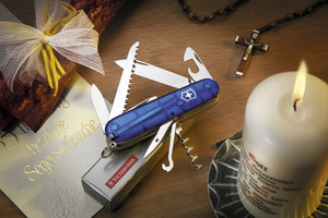 Нож Victorinox Huntsman, 91 мм, 15 функций, полупрозрачный синий, фото 3