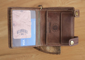Бумажник Klondike Tim Bike, коричневый, 10,5x12,5x2,5 см, фото 11