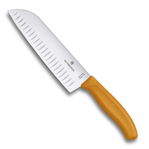 Нож Victorinox сантоку, лезвие 17 см рифленое, оранжевый, в картонном блистере, фото 2
