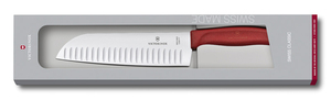 Нож Victorinox сантоку, лезвие 17 см рифленое, красный (подарочная упаковка), фото 2