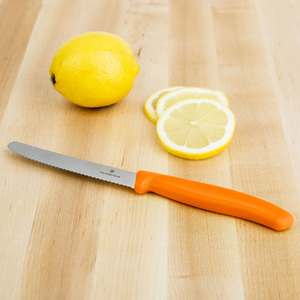 Нож Victorinox для томатов и сосисок лезвие 11 см волнистое, оранжевый, фото 4