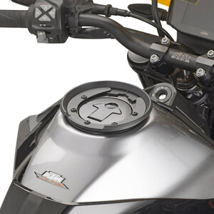Крепеж TANKLOCK сумки на бак мотоцикла GIVI KTM Duke 790