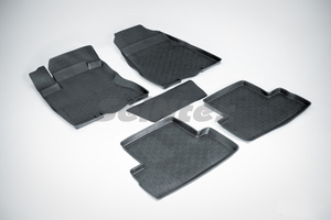 Резиновые коврики с высоким бортом Seintex для Nissan X-Trail (T31) 2007-2015