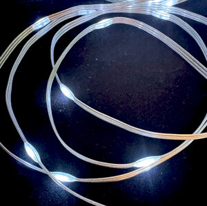 Инновационная водонепроницаемая LED-гирлянда ЛАМПОВА "Звёздный путь" холодный белый, 800 ламп, 102 метра (TYL-37-SB+220-CWL800-102), фото 4