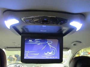Автомобильный потолочный монитор 11.6" со встроенным DVD плеером AVEL AVS1219T (бежевый), фото 9