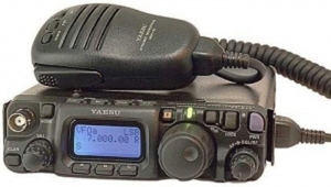 Мобильная радиостанция Yaesu FT-817