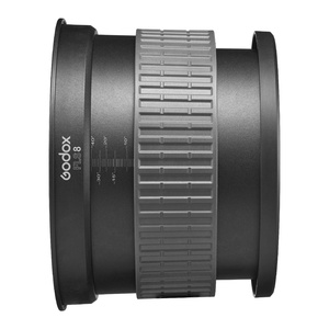 Насадка оптическая Godox FLS8 с линзой Френеля, фото 4