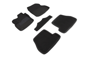 Ворсовые 3D коврики в салон Seintex для Ford Focus III МКПП 2015-2019 (черные)