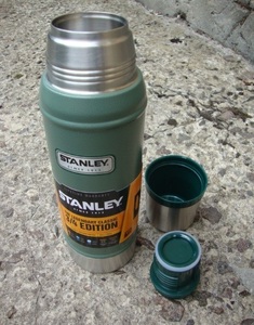 Термос Stanley Classic Vacuum Bottle (0.75л) зеленый, фото 2