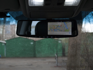 Зеркало заднего вида с навигатором и видеорегистратором на ОС Android AVEL Electronics AVS0588DVR с функцией телеметрии