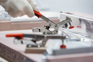 Зажим Bessey STC-HH50 горизонтальный с коленчатым рычагом, 2.5 кН, с открытым плечом и горизонтальным основанием 40, BE-STC-HH50, фото 8