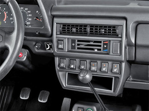 Рамка InCar для UMS LADA Niva 2121 1993-2019, 9", фото 5