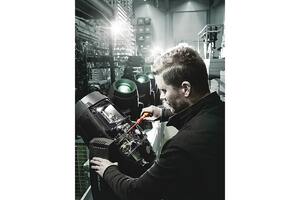 Набор насадок WERA  с отвёрткой-битодержателем, 7 предметов Kraftform Kompakt VDE 7 Universal 2 Tool Finder, фото 3