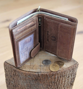Бумажник Klondike Wayne Bear, коричневый, 10,5x12,5 см, фото 13