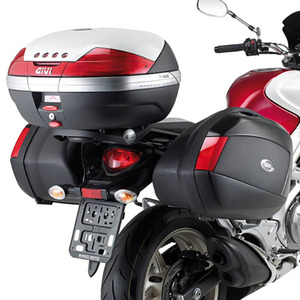 Крепеж боковых кофров GIVI Suzuki Gladius 650 (09-16)