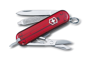 Нож-брелок Victorinox Classic Signature, 58 мм, 7 функций, полупрозрачный красный