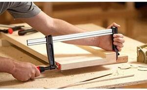 Струбцина чугунная BESSEY 1500/120, 5.5 кН, деревянная ручка TP150S12BE, фото 5