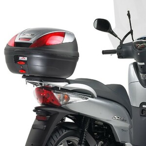 Крепеж центрального кофра GIVI Honda SH125i/150i (05-08)