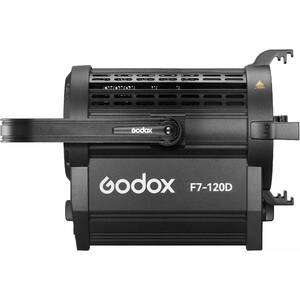 Осветитель светодиодный Godox F7-120D K2 с линзой Френеля, фото 3
