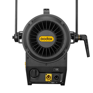 Осветитель светодиодный Godox F7-120Bi K2 с линзой Френеля, фото 3