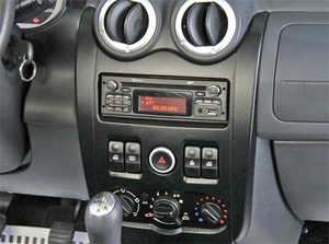 Рамка InCar для UMS LADA Largus 2012-2021, RENAULT Logan 2010-2014 BLACK, 9", фото 6